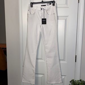 Simply vera vera Wang boot cut jeans